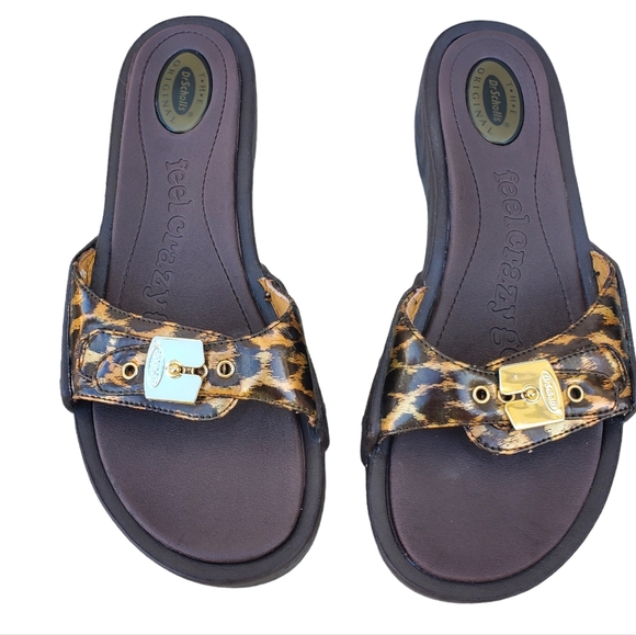 feel crazy good sandals